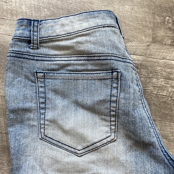 Juniors mossimo shorts - Picture 2 of 10